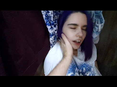 ❤️ Хоҳарамро дар ҷевон ёфт ва ба ӯ кӯмак кард Порнои мақъад дар tg.nastypornpics-com.ru ❌